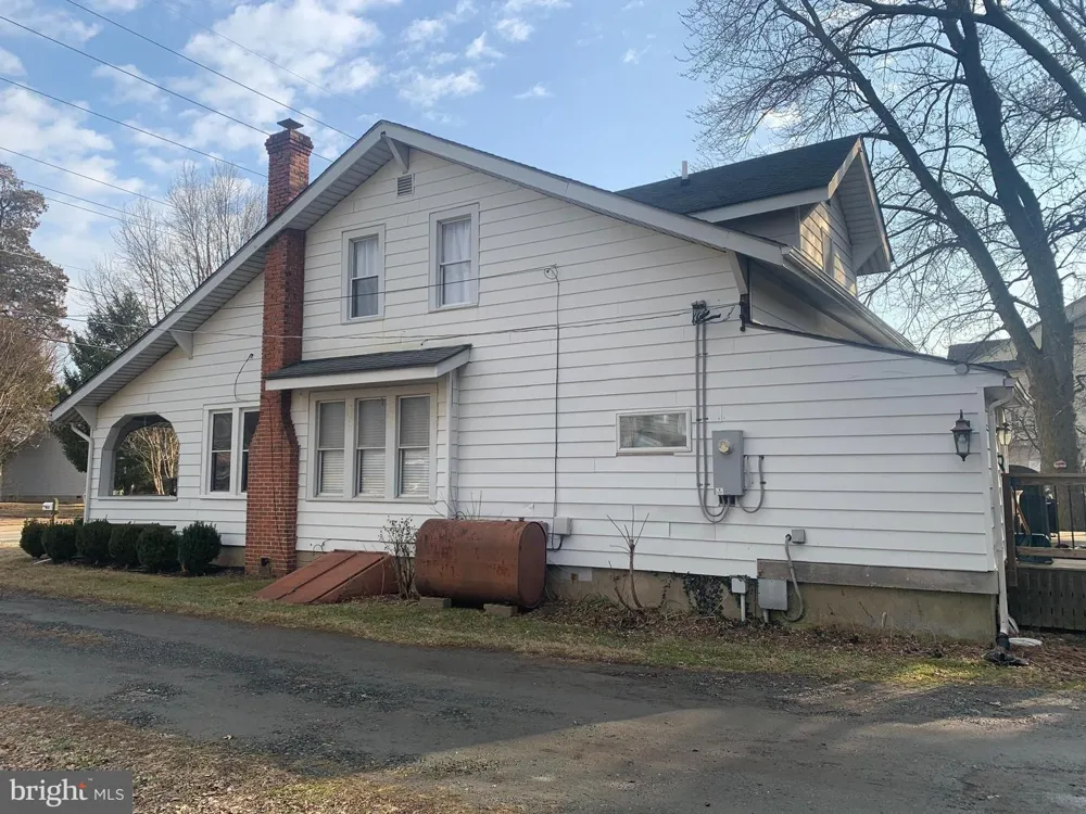 412 MAIN STREET Stevensville, MD 21666