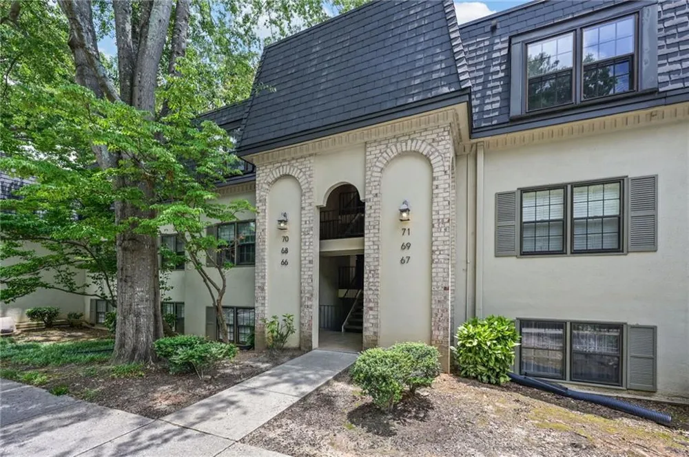 70 Chaumont Square NW Atlanta, GA 30327