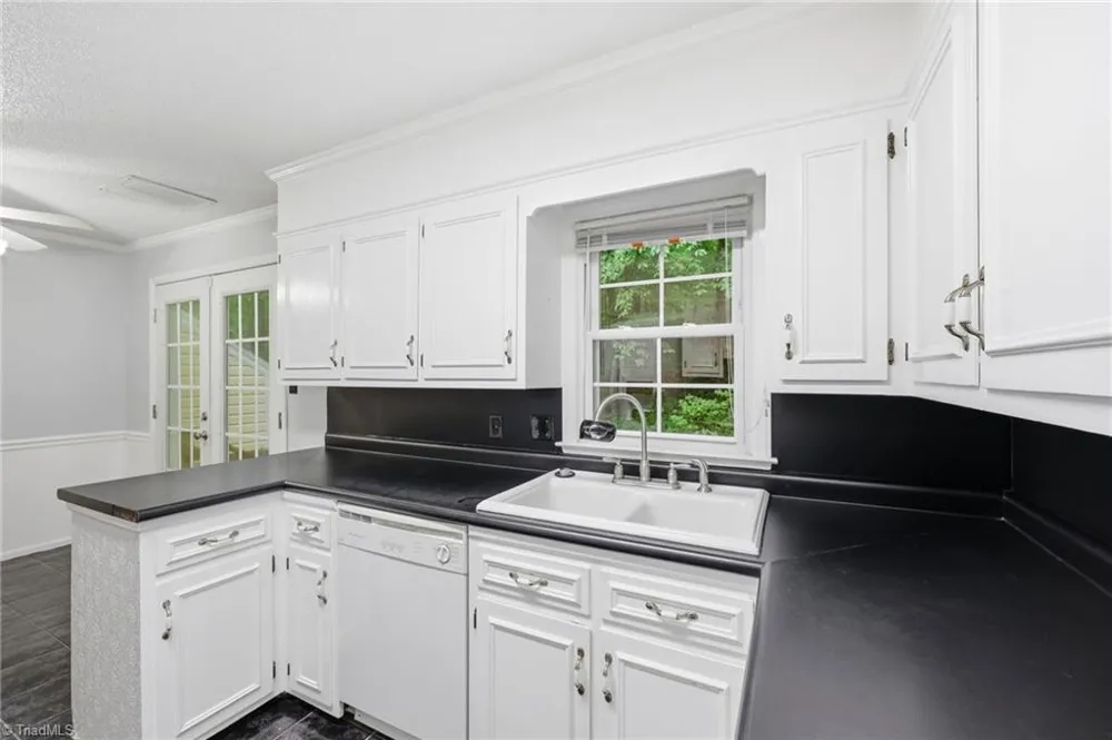 814 Baker Drive Haw River, NC 27258
