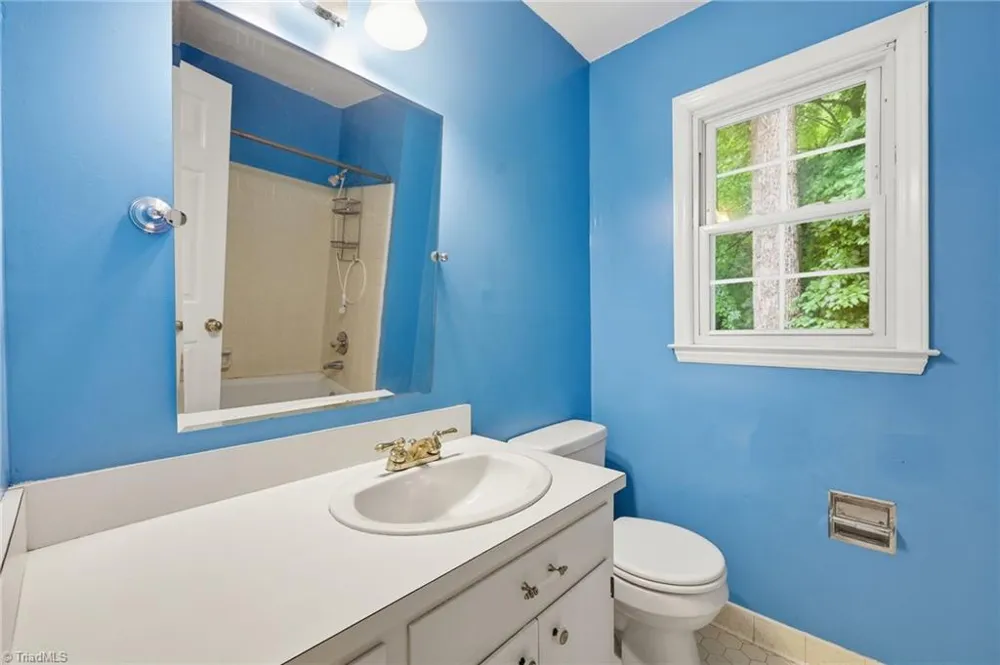 814 Baker Drive Haw River, NC 27258