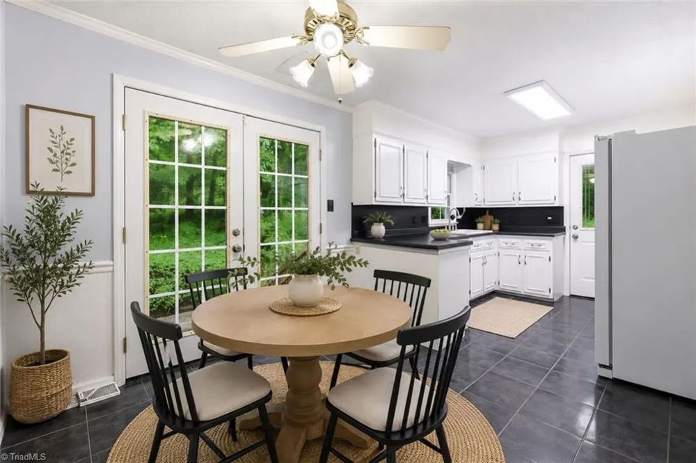 814 Baker Drive Haw River, NC 27258