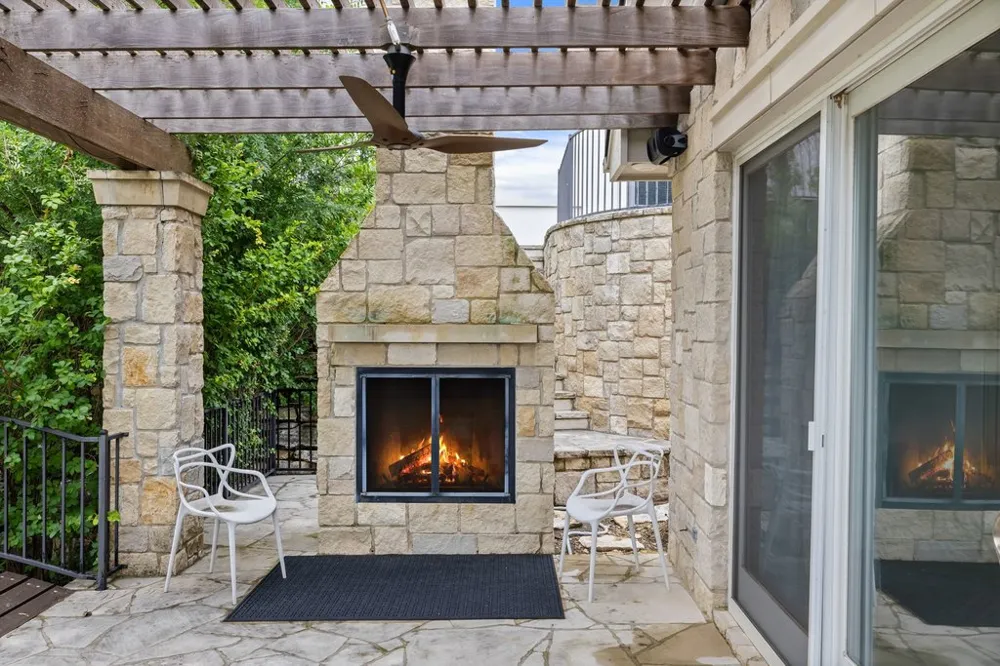 1421 Circle Ridge Drive West Lake Hills, TX 78746