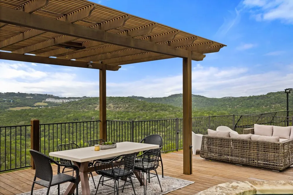 1421 Circle Ridge Drive West Lake Hills, TX 78746