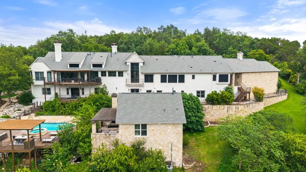 1421 Circle Ridge Drive West Lake Hills, TX 78746