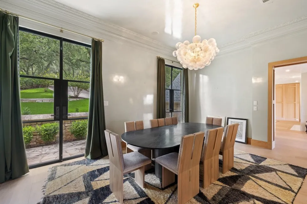 1421 Circle Ridge Drive West Lake Hills, TX 78746