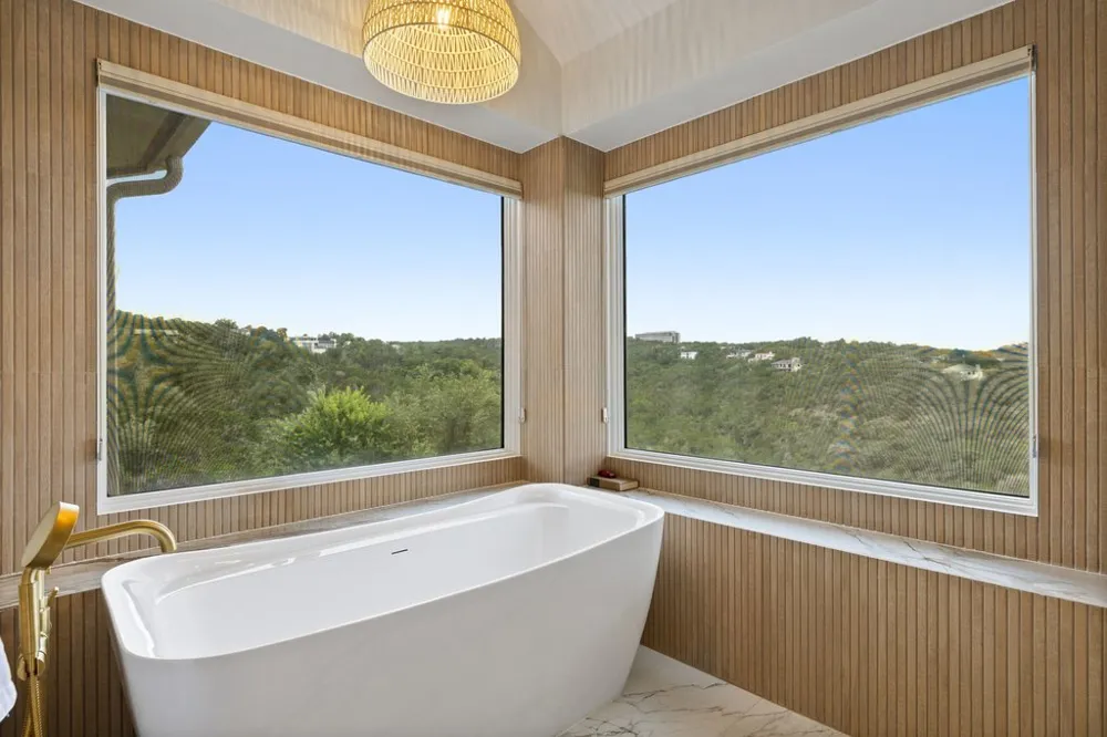 1421 Circle Ridge Drive West Lake Hills, TX 78746