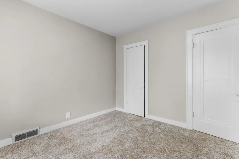 819 Harding Street NW Walker City, MI 49544