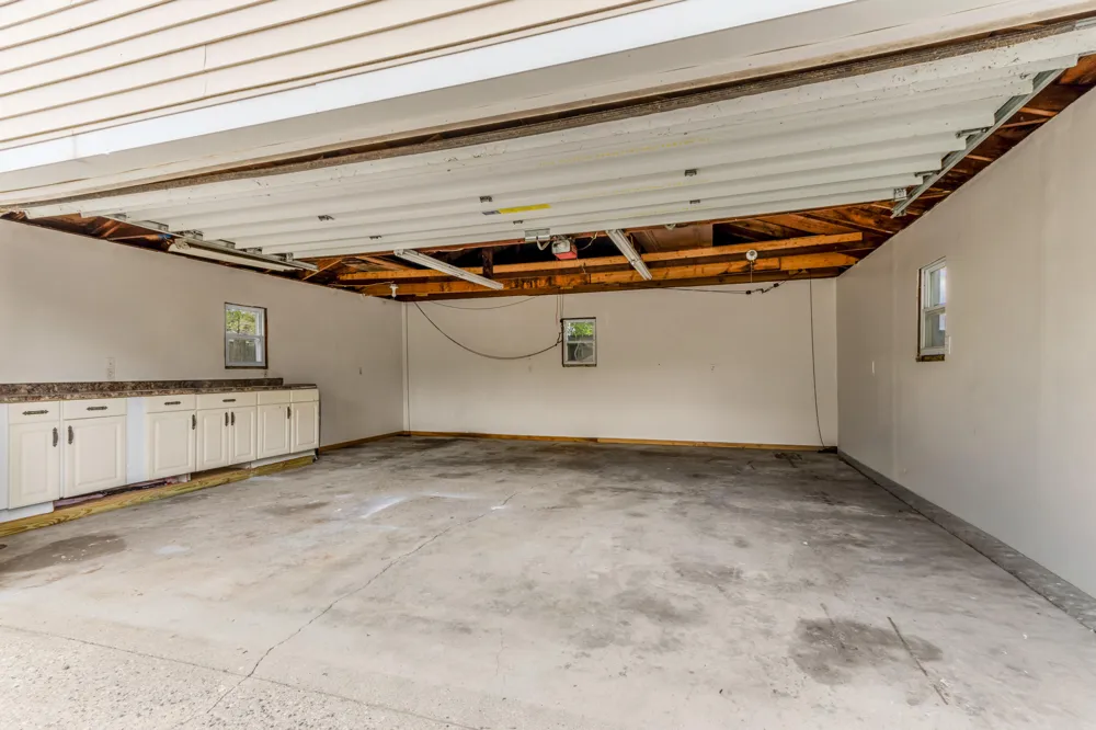 819 Harding Street NW Walker City, MI 49544