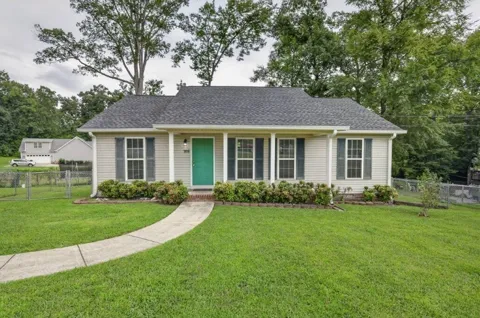 108 Roberts Road
