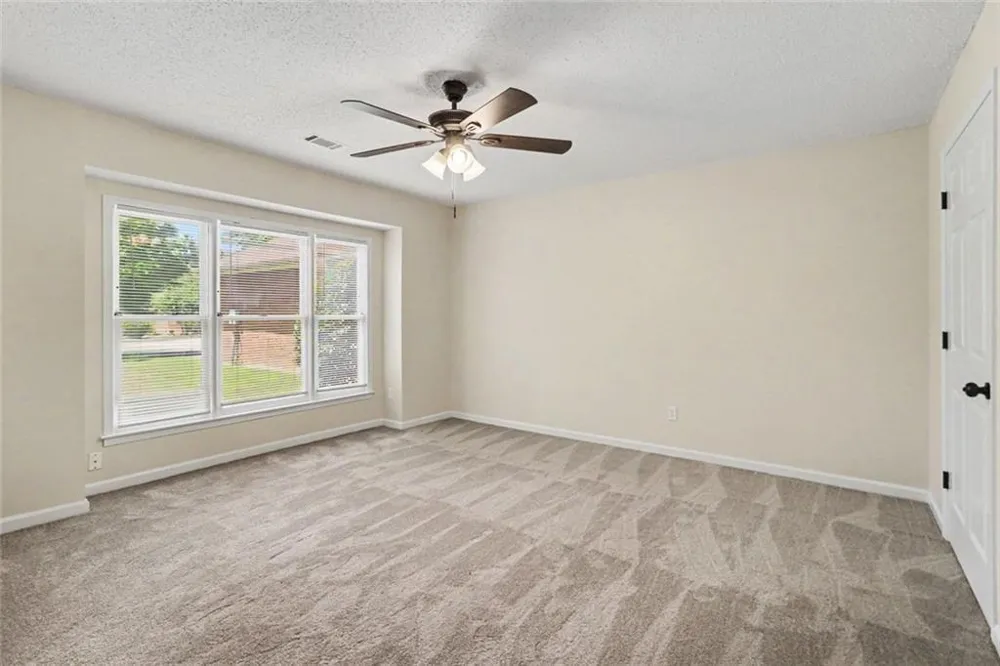 7101 Woodridge Lane Union City, GA 30291