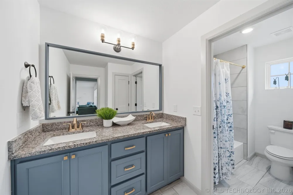 117 W 168th Street S Glenpool, OK 74033