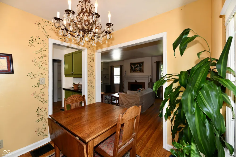 6146 Ralston Avenue Indianapolis, IN 46220
