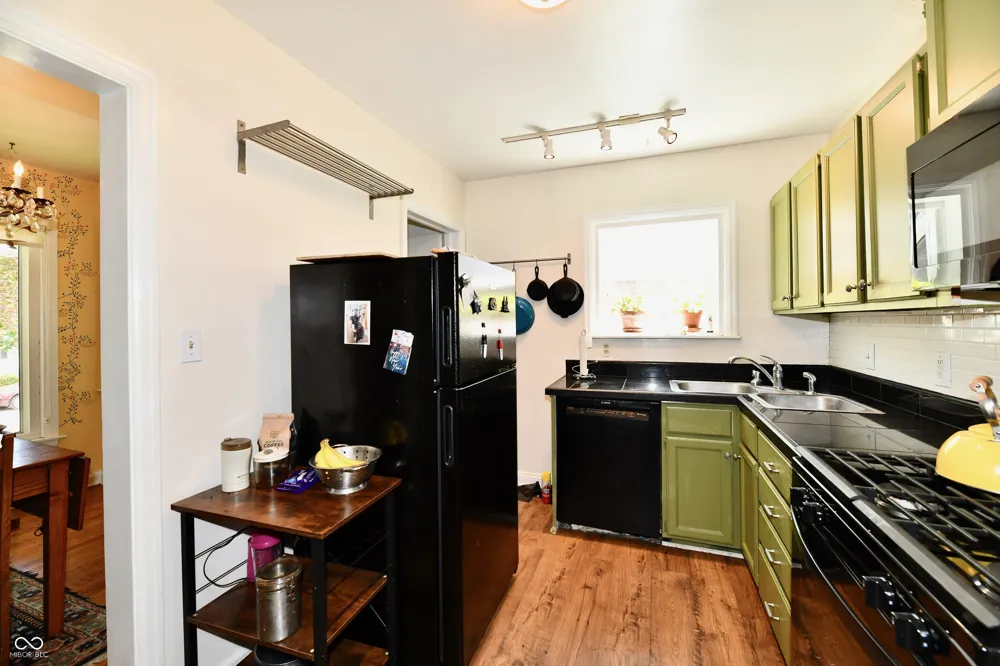 6146 Ralston Avenue Indianapolis, IN 46220
