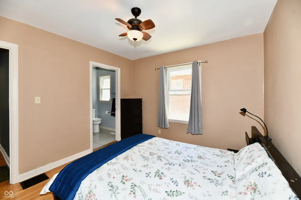 6146 Ralston Avenue Indianapolis, IN 46220