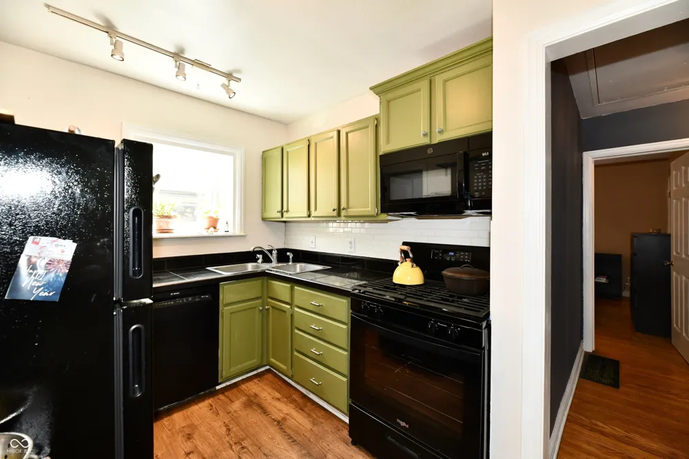 6146 Ralston Avenue Indianapolis, IN 46220