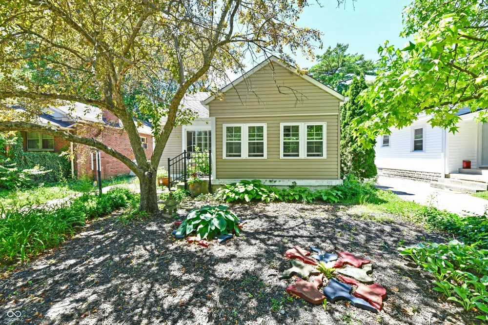 6146 Ralston Avenue Indianapolis, IN 46220