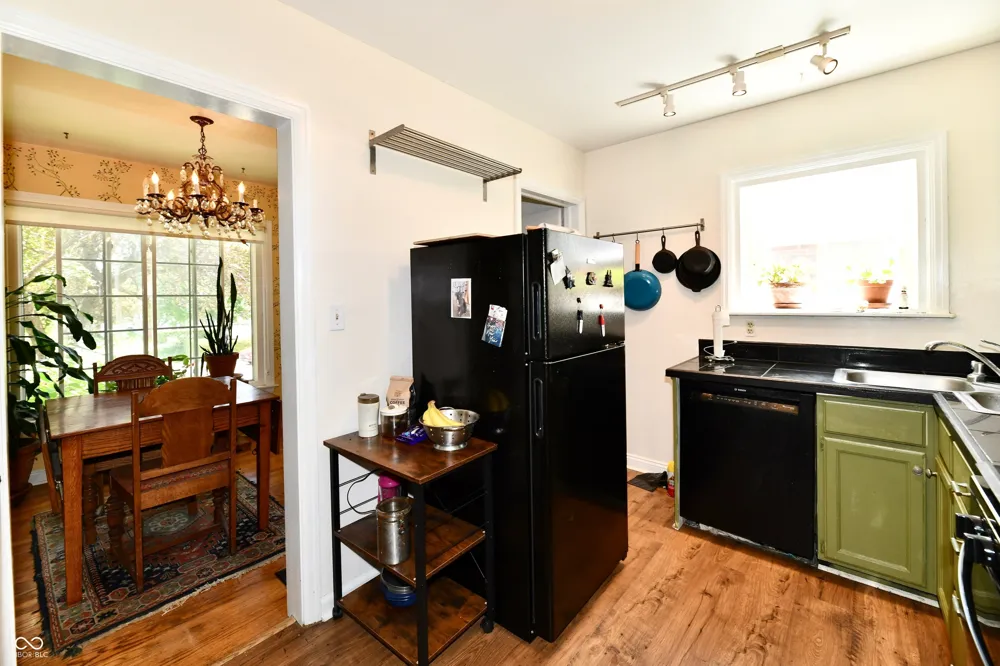 6146 Ralston Avenue Indianapolis, IN 46220
