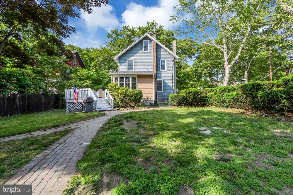 817 WASHINGTON AVENUE Palmyra, NJ 08065