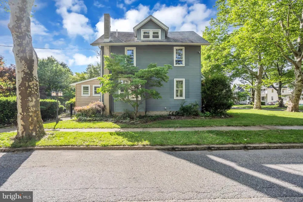 817 WASHINGTON AVENUE Palmyra, NJ 08065