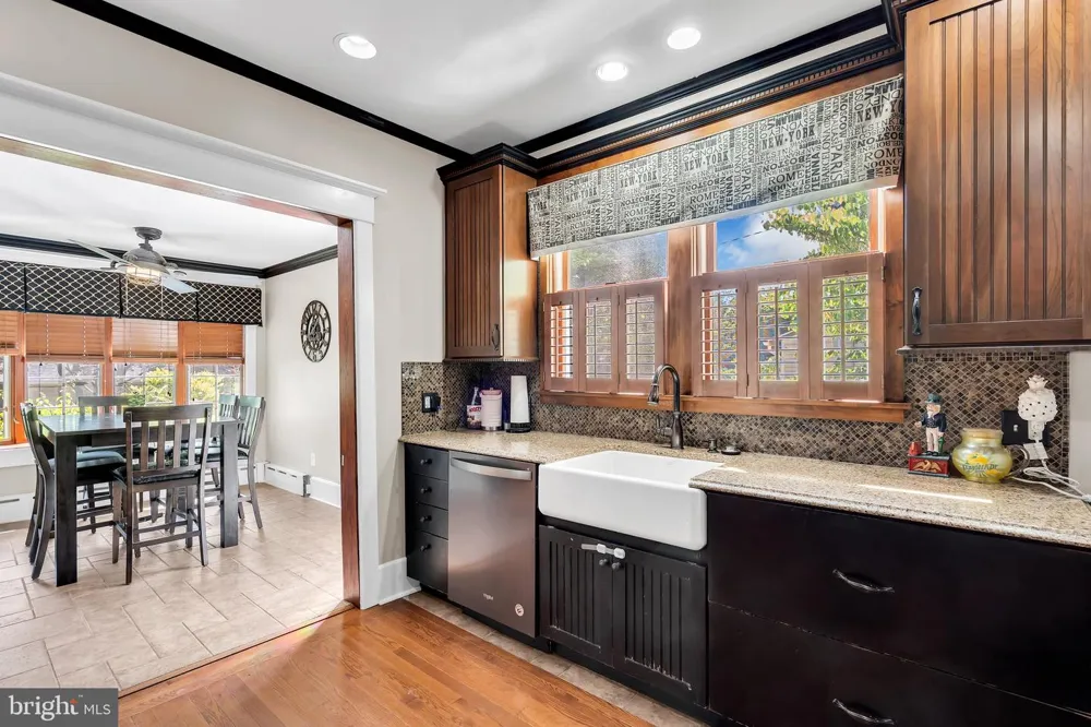 817 WASHINGTON AVENUE Palmyra, NJ 08065