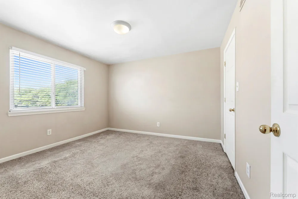 1714 Fort Street Trenton City, MI 48183