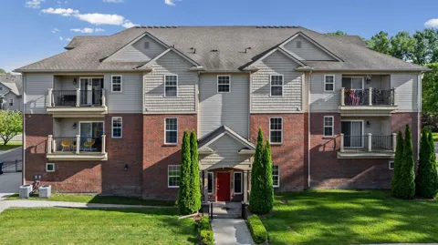 5656 Flagstaff Pines Drive