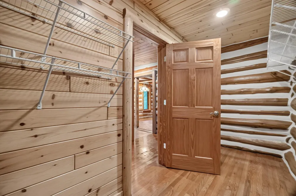 5885 Cedar Valley Road Long Lake Township, MI 49684