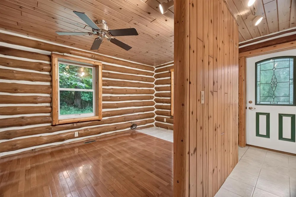 5885 Cedar Valley Road Long Lake Township, MI 49684