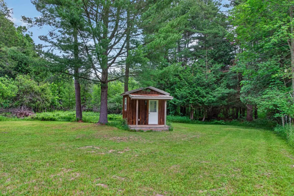 5885 Cedar Valley Road Long Lake Township, MI 49684