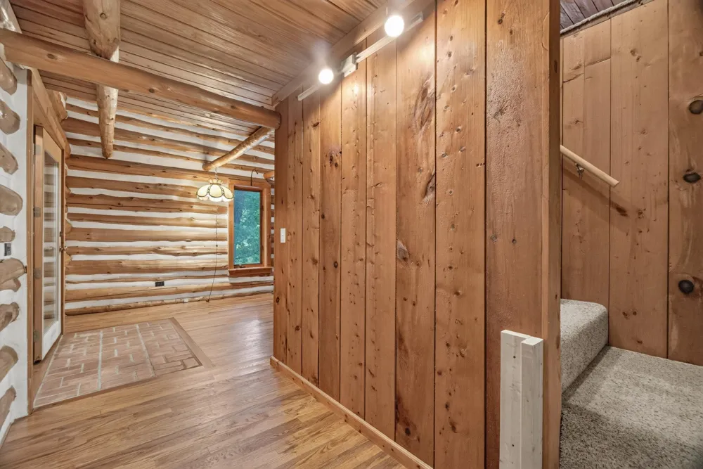 5885 Cedar Valley Road Long Lake Township, MI 49684