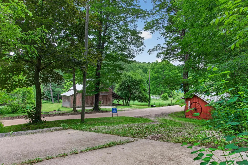 5885 Cedar Valley Road Long Lake Township, MI 49684