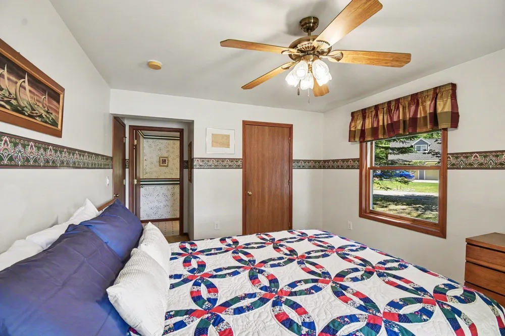 1660 Iroquois Trail Grant Township, MI 48748