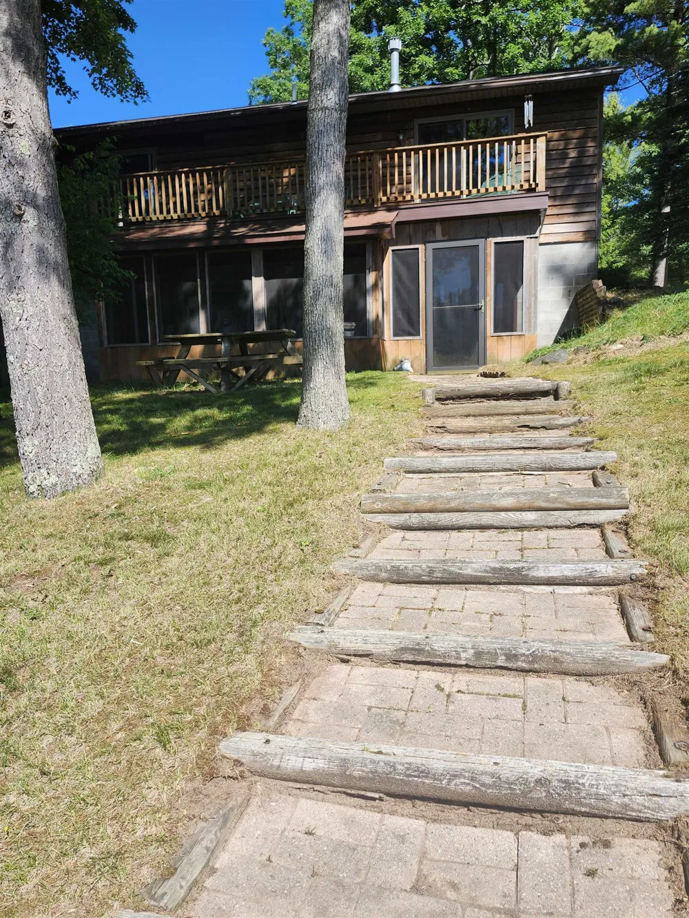 1660 Iroquois Trail Grant Township, MI 48748