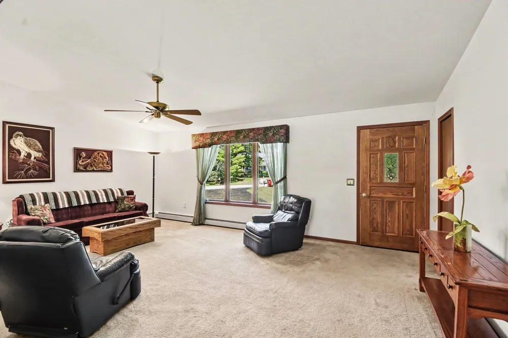 1660 Iroquois Trail Grant Township, MI 48748