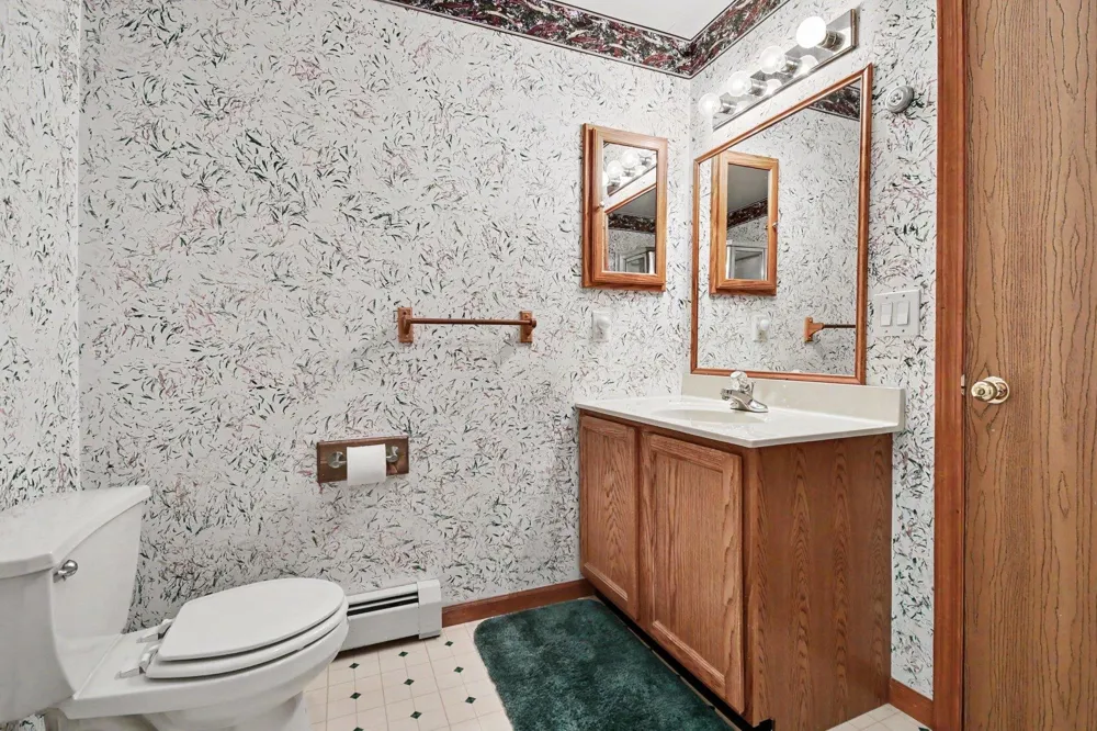 1660 Iroquois Trail Grant Township, MI 48748