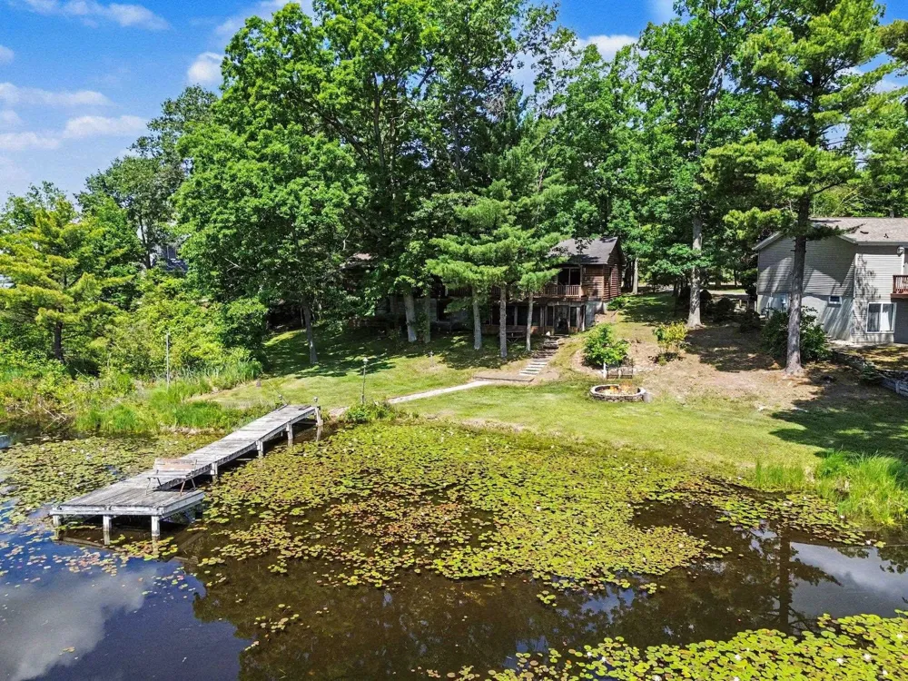 1660 Iroquois Trail Grant Township, MI 48748