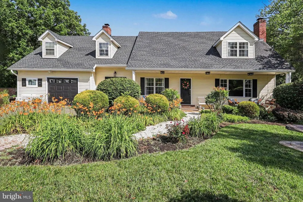 6493 BALLS MILL ROAD Midland, VA 22728