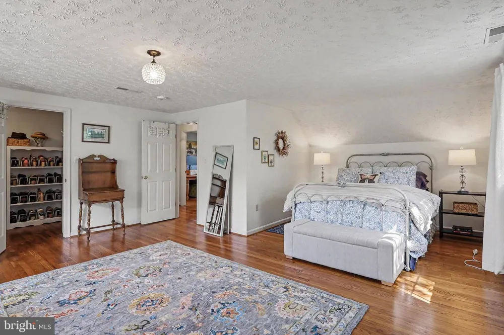 6493 BALLS MILL ROAD Midland, VA 22728