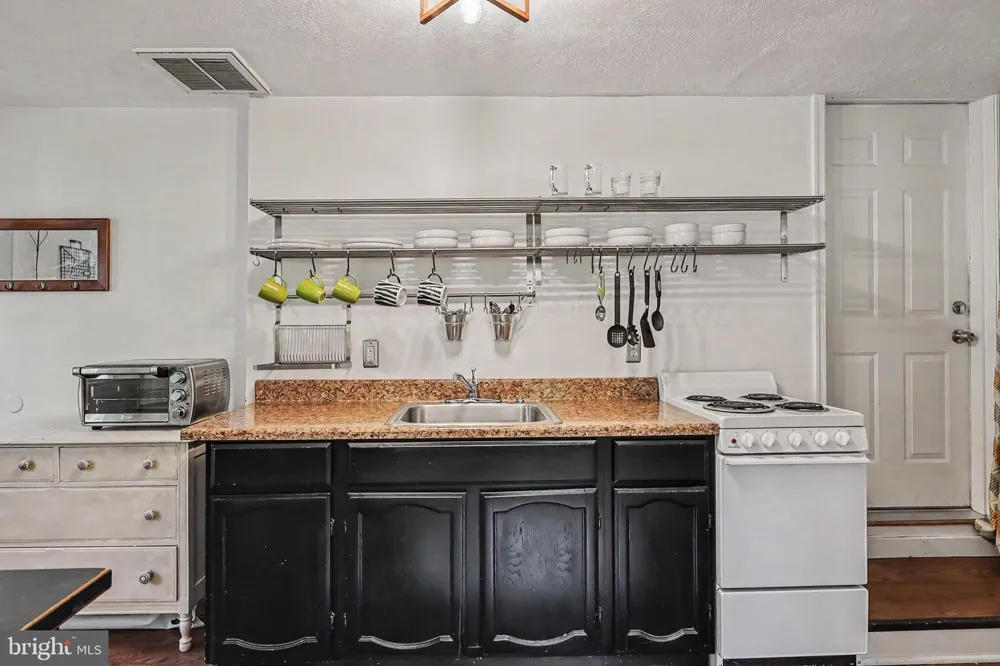 6493 BALLS MILL ROAD Midland, VA 22728