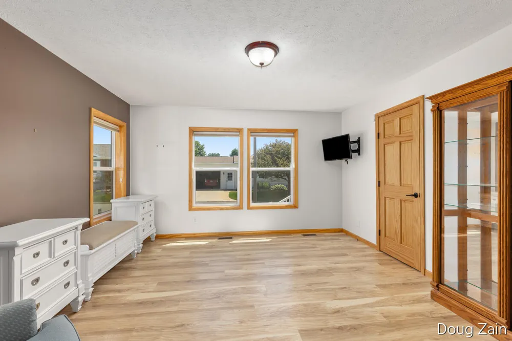 13611 Snapdragon Lane Solon Township, MI 49319