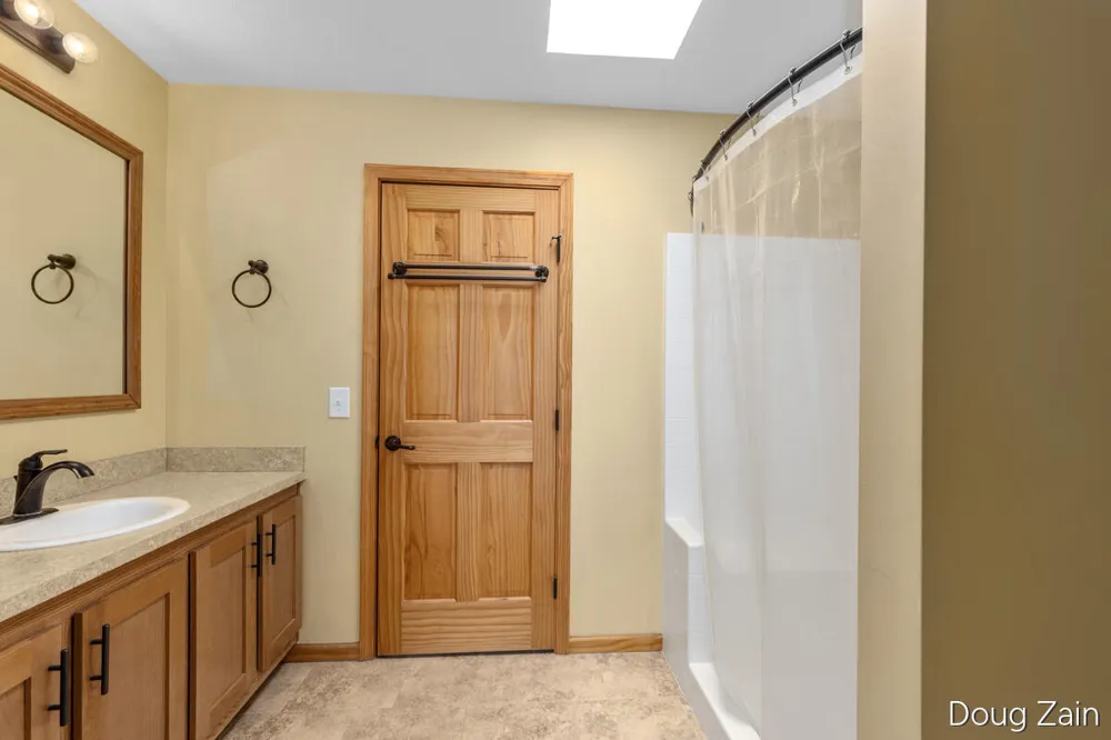 13611 Snapdragon Lane Solon Township, MI 49319
