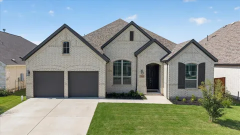 128 Lockhart Drive