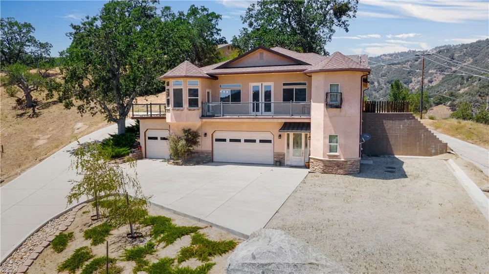 29801 Greenwater Drive Tehachapi, CA 93561