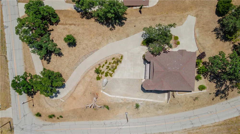 29801 Greenwater Drive Tehachapi, CA 93561