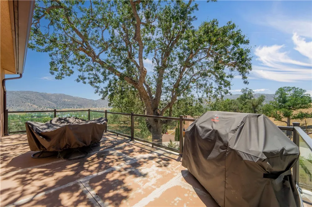29801 Greenwater Drive Tehachapi, CA 93561