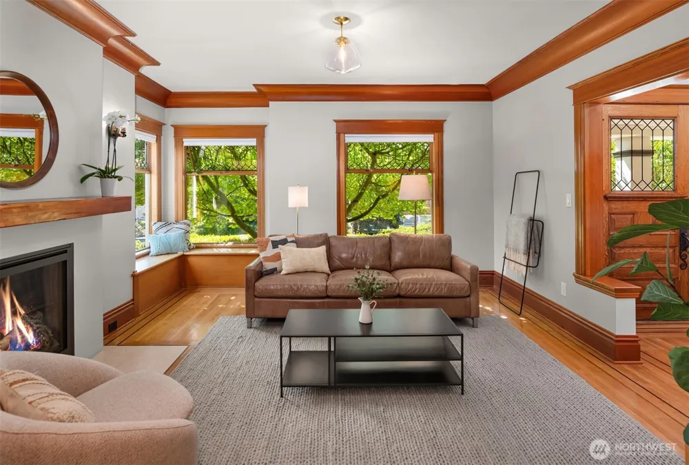 2002 1st Avenue Seattle, WA 98109