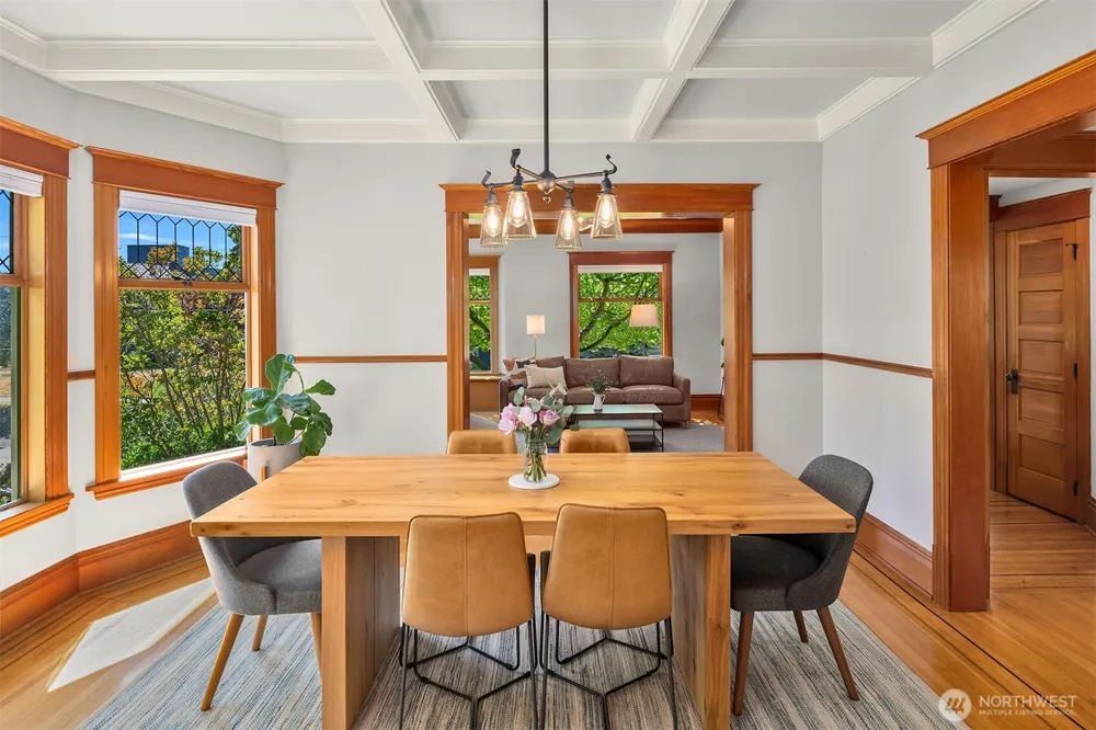 2002 1st Avenue Seattle, WA 98109