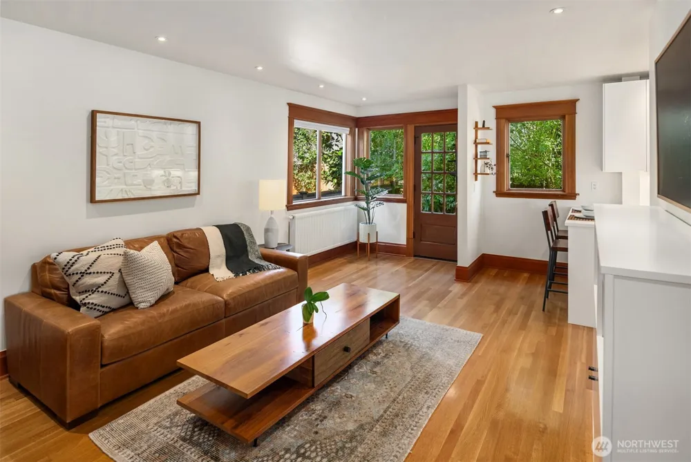 2002 1st Avenue Seattle, WA 98109