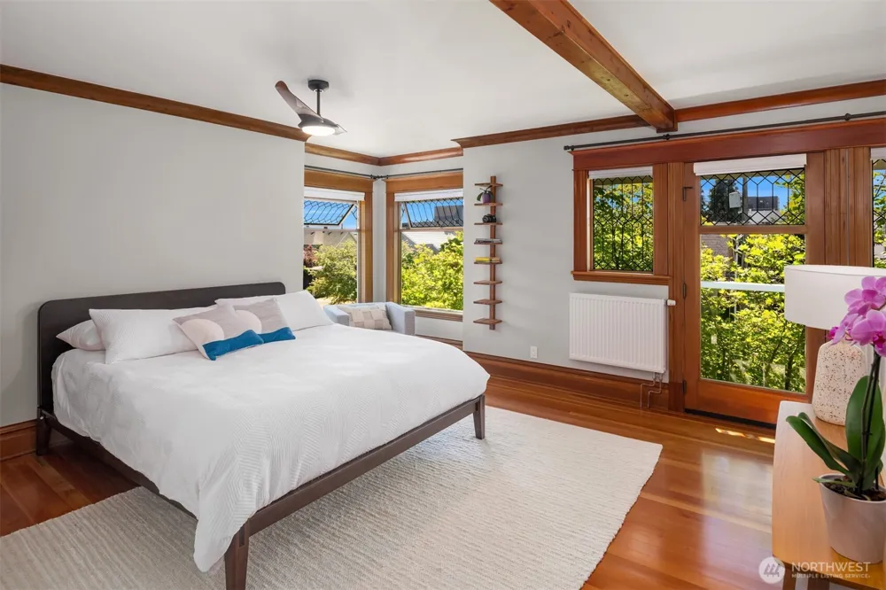 2002 1st Avenue Seattle, WA 98109