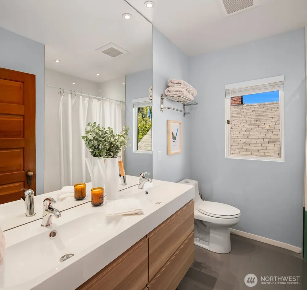 2002 1st Avenue Seattle, WA 98109
